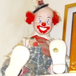 VINTAGE MUSICAL CLOWN